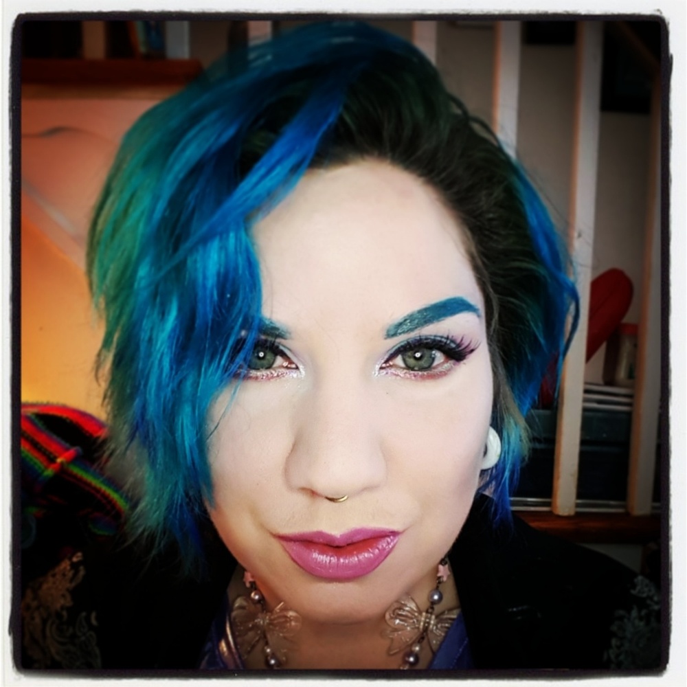 Meet your Posher, Erika